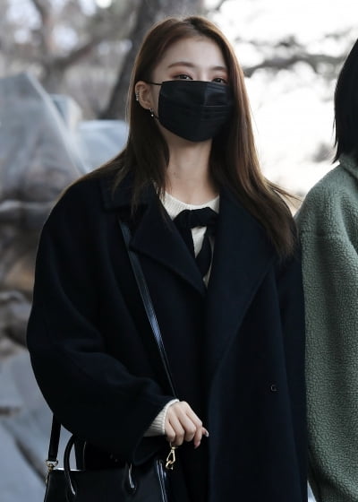 [TEN 포토] 프로미스나인 이나경 '돋보이는 청청미모'