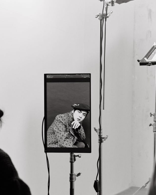 방탄소년단 진을 '1월의 자랑과 행복'으로 꼽은 GQ 에디터