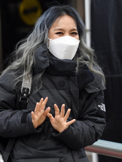 [TEN 포토] 소향 '애교 눈웃음'