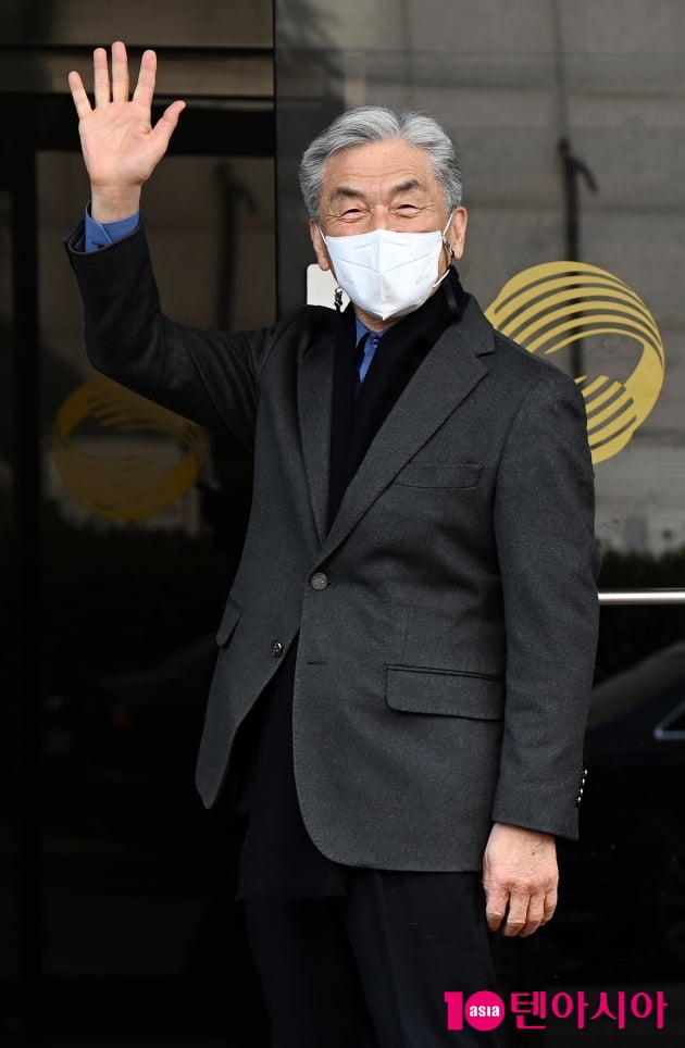 [TEN 포토] 장사익 '오늘은 내가 주인공'