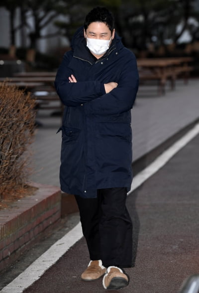 [TEN 포토] 신동엽 '너무 즐거운 출근길'
