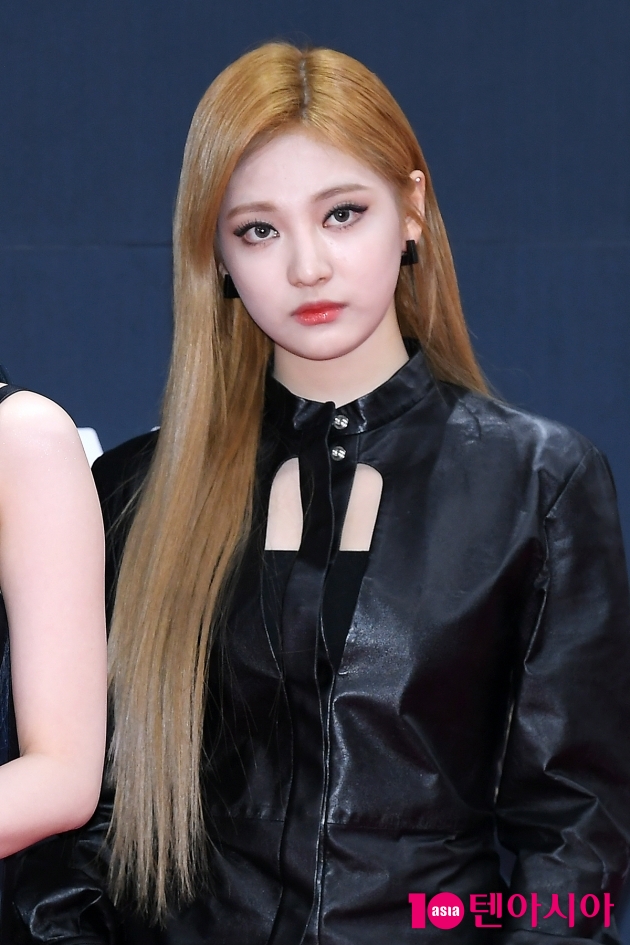 에스파 닝닝, 中 '노터치 금메달' 축하했다가 갑론을박