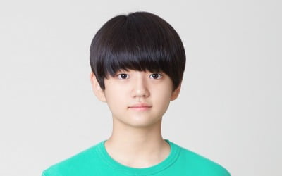 [공식] '동백꽃' 김강훈, 어썸이엔티行…박서준·김유정과 한솥밥