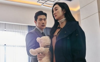 수애X김강우, 혼란 속 재회…쇼윈도 부부 결말은? ('공작도시')