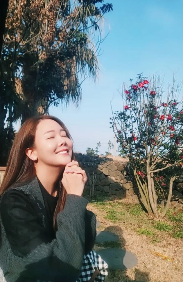 '백종원♥' 소유진, "즐거웠어" 하와이 휴양 버금가는 제주 여행…햇살 아래 빛나는 미모 [TEN★]