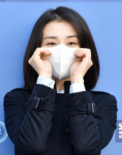 [TEN 포토] 박하선 '러블리 볼하트'