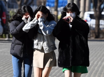 [TEN 포토] 비비지 '태양을 피하는 방법'