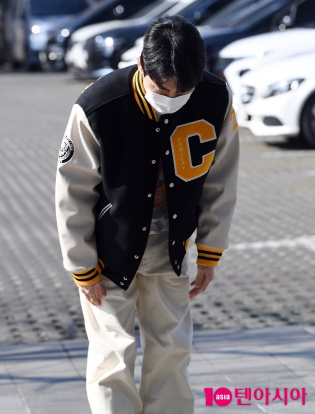 [TEN 포토] 영탁 '예의바른 폴더인사'