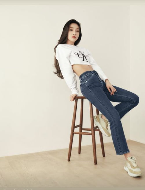 레드벨벳 조이, 청바지+흰티만 입어도 빛나네...매력있는 이쁨[TEN★]