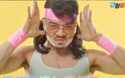 [종합] '나몰라패밀리' 김태환, "턱뼈 썩는 희귀병…母 뒷바라지 감사" ('근황올림픽')