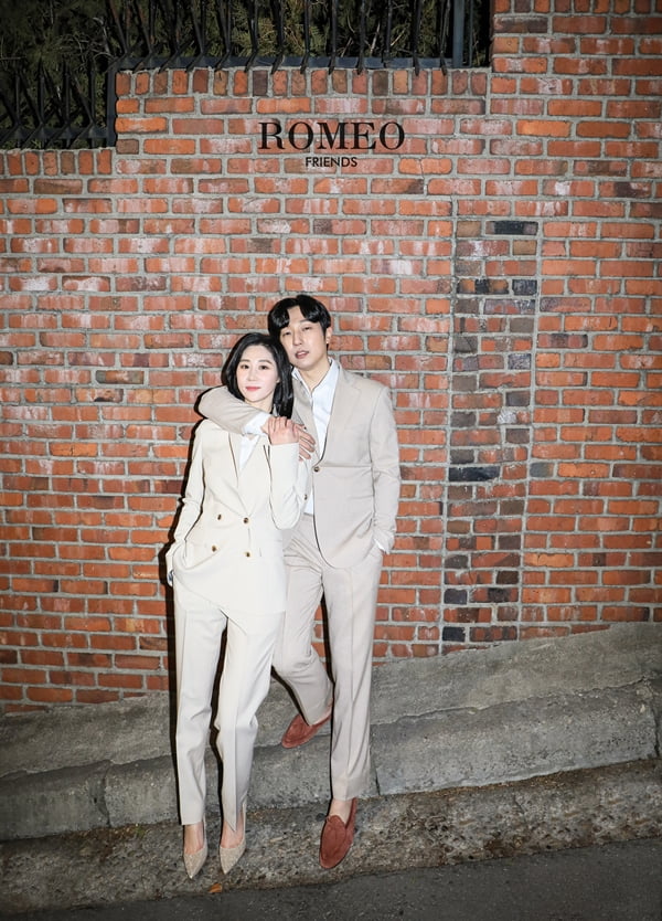 사진제공=웨딩21매거진, 로미오프렌즈, 모니카블랑쉬, 해피메리드컴퍼니, 웨딩디렉터봉드, 스플렌디노, 웨딩미, 규중칠우, 쇼위플라워, 모아위, 파니원장, 정민경스타일리스트