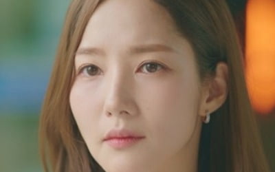 [종합] 박민영과 결혼 앞둔 남친, 다른 여자와 한 침대…혼수·집 다 뺐어 ('기상청 사람들')