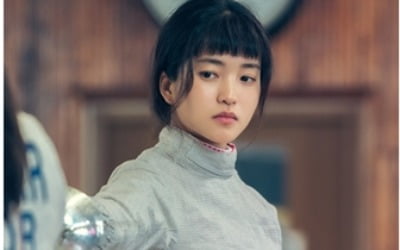 김태리 "펜싱 많이 어색, 욕심 덜어내느라 애먹었다" ('스물다섯 스물하나')