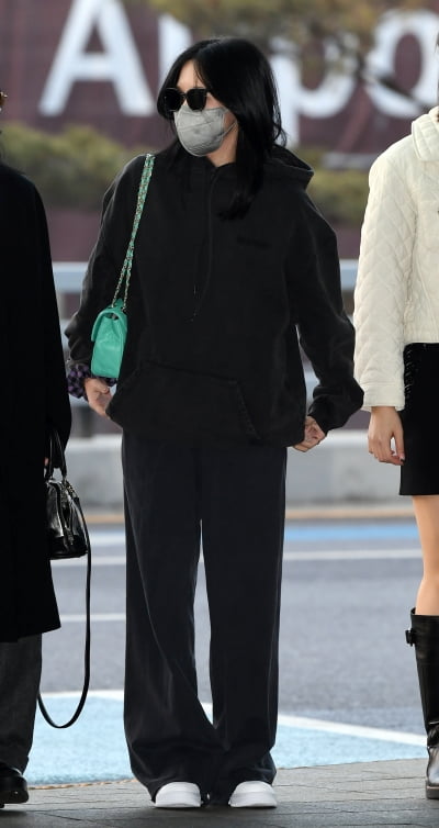 [TEN 포토] 트와이스 미나 '시크한 올블랙'