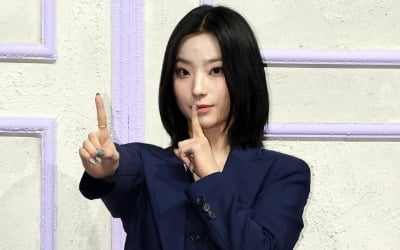 프로미스나인 이새롬 "'지겹다'는 말, 자가격리 말한 것" 해명