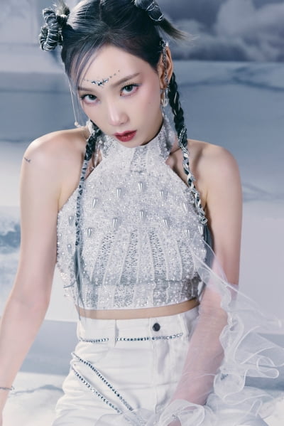 '믿듣탱' 태연, 컴백… 강렬하면서도 절절한 러브송 'INVU'