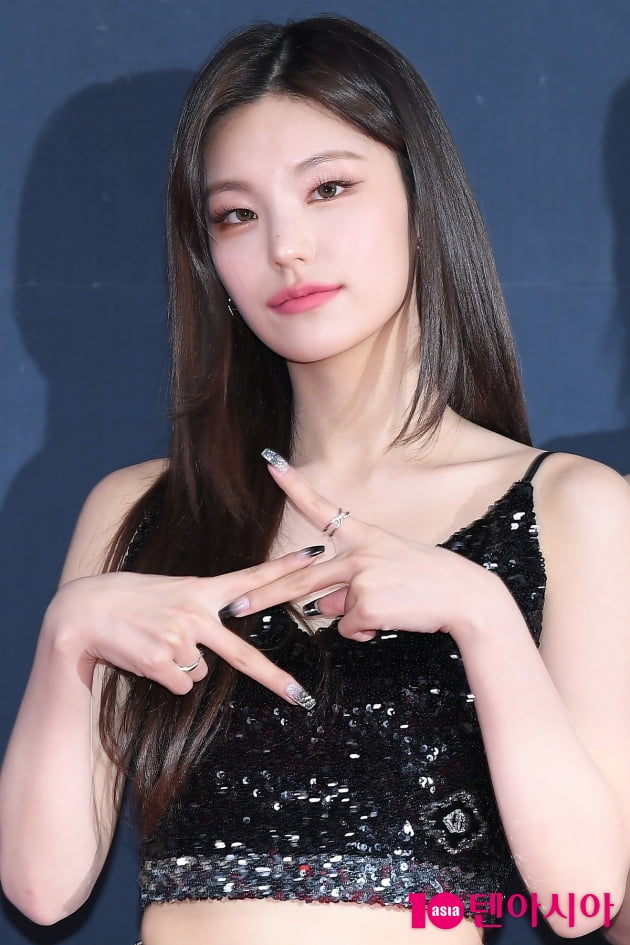 [공식] ITZY 예지, 리아 이어 코로나 확진 "미열 외 증상 없어"