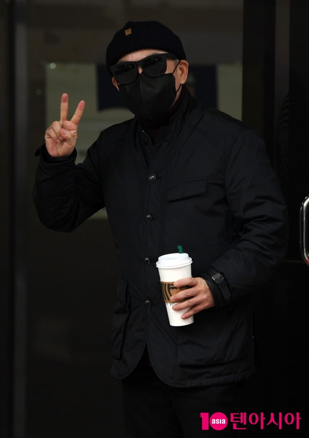 [TEN 포토] 박상민 '따뜻한 커피와 함께'