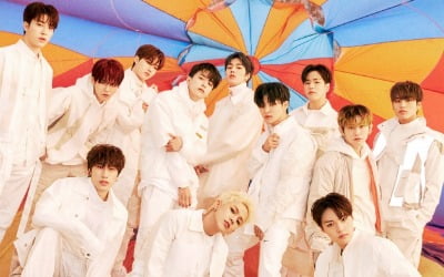 `YG에 발목' 트레저, 블랙핑크 후발주자의 이유 있는 위기[TEN스타필드]