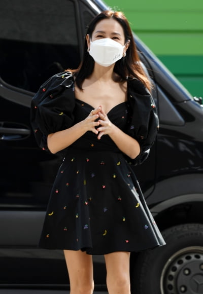 [TEN 포토] 손예진 '예쁘다는 말로는 부족해! '