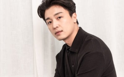 연우진 "탄탄한 몸매 비결? 순두부와 커피+간헐적 단식"('인민을 위해 복무하라') [인터뷰③]