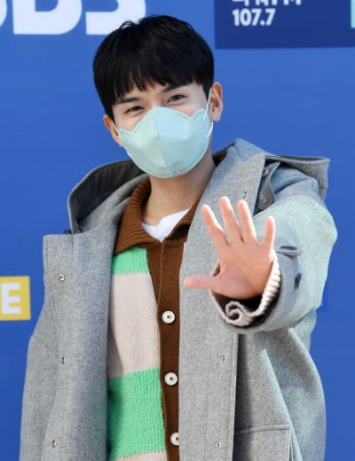 [TEN 포토] 려욱 '슈퍼주니어~에요'