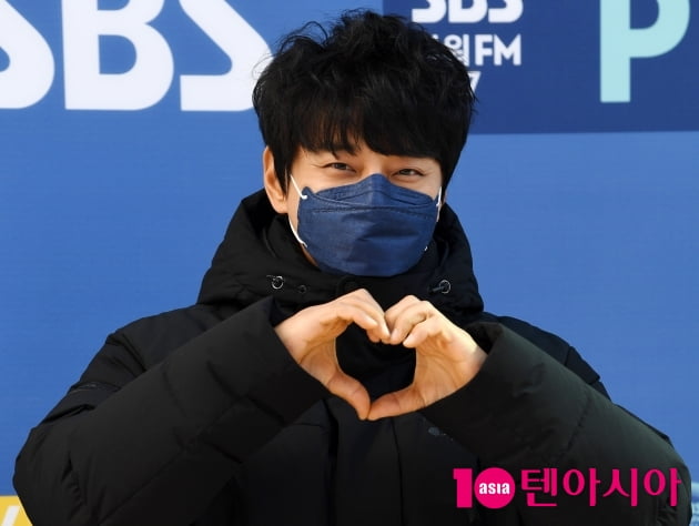 [TEN 포토] 황치열 '스페셜DJ 사랑해주세요'