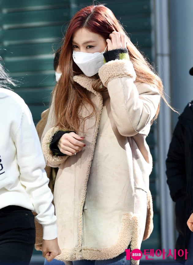 [TEN 포토] 에이핑크 오하영 '햇빛에 더해진 이쁨'