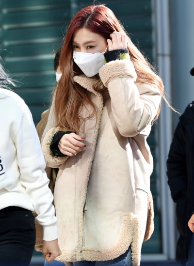 [TEN 포토] 에이핑크 오하영 '햇빛에 더해진 이쁨'