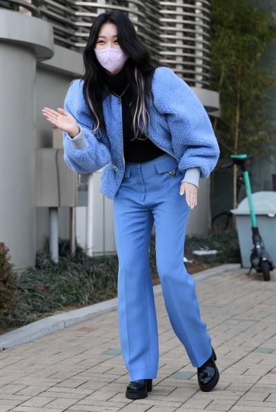 [TEN 포토] 홍지윤 '쇼트트랙 세레머니도 귀엽게'