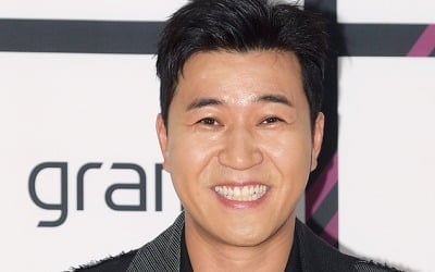 [공식] 김종민, 코로나19 확진 "3차 접종 완료…스케줄 모두 중단"