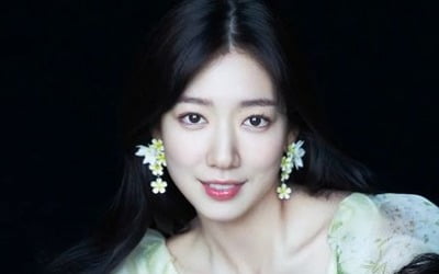 '임신' 박신혜, 꽃보다 화려한 얼굴…♥최태준과 완성한 웨딩 화보[TEN★]