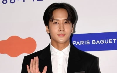 [공식] 라비, 단독 콘서트 잠정 연기 "코로나19·오미크론 확산 때문"