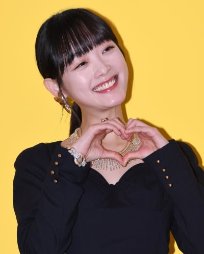 [TEN 포토] 이유미 '두 눈에 별을 박은 것처럼'