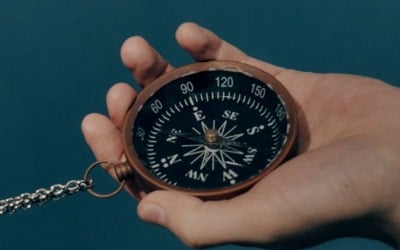 몬스타엑스 기현, 솔로 데뷔 카운트다운…3월 15일 'VOYAGER' 발매