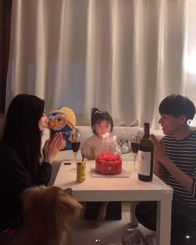 '윤남기♥' 이다은, 네 식구 되어 함께 맞는 첫 생일 "완전체" [TEN★]