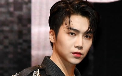 [공식] 펜타곤 진호, 코로나19 확진 "2차 접종 완료…'쇼챔' 출연 NO"