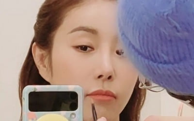 '사업가♥' 한다감, 40대 되더니 걱정 폭발? 거울 앞 다짐 "예뻐지기"[TEN★]
