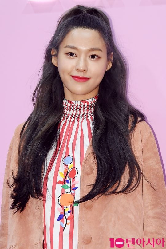 설현 /사진=텐아시아 DB