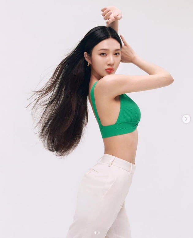 레드벨벳 조이, 노출 없이도 관능미 발산...완벽한 S 라인[TEN★]