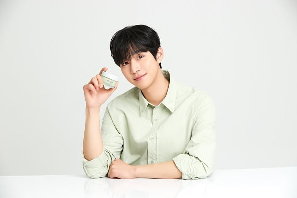 배우 안효섭, 코스메틱 브랜드 ‘아이멜리’ 전속모델 발탁