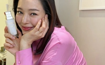 '6월 출산' 이하늬, "설레어라" 살짝 가려진 D라인…넷째 손가락엔 골드링 [TEN★]