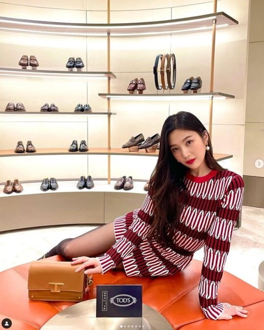 조이, ♥크러쉬 깜짝 놀라겠네…도발적인 치명 비주얼 [TEN★]