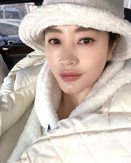 (사진=김혜수 SNS)