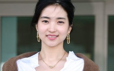 [TEN피플] 김태리, 또 일냈다…'미스터 선샤인'→'2521'로 흥행 2연타 싹쓸이