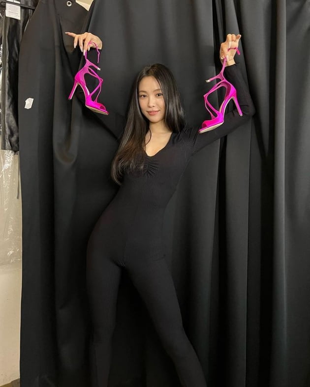 사진=손나은 인스타그램