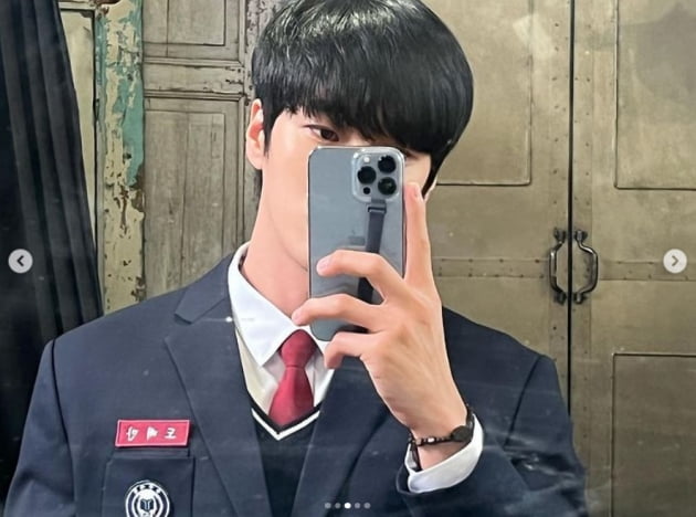 안보현, 만찢남의 정석...마지막 교복이 아닐가?[TEN★]
