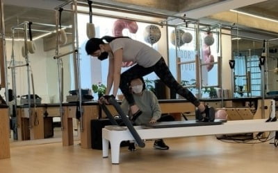 윤세아, 45세에도 탄탄한 몸매 유지하는 방법…"나 때는 말이야"[TEN★]