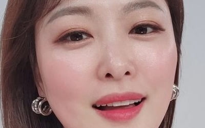 '김원효♥' 심진화, 더 여리여리 해졌네…자신있는 오프숄더 스타일링[TEN★]