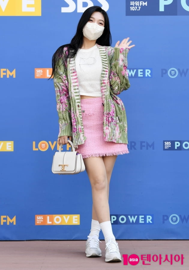 [TEN 포토] 레드벨벳 조이 '봄에 핀 꽃같은 청순함'
